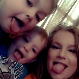 Meet your Posher, Candie